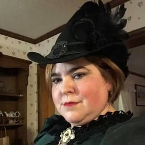 Meet your Posher, Anne